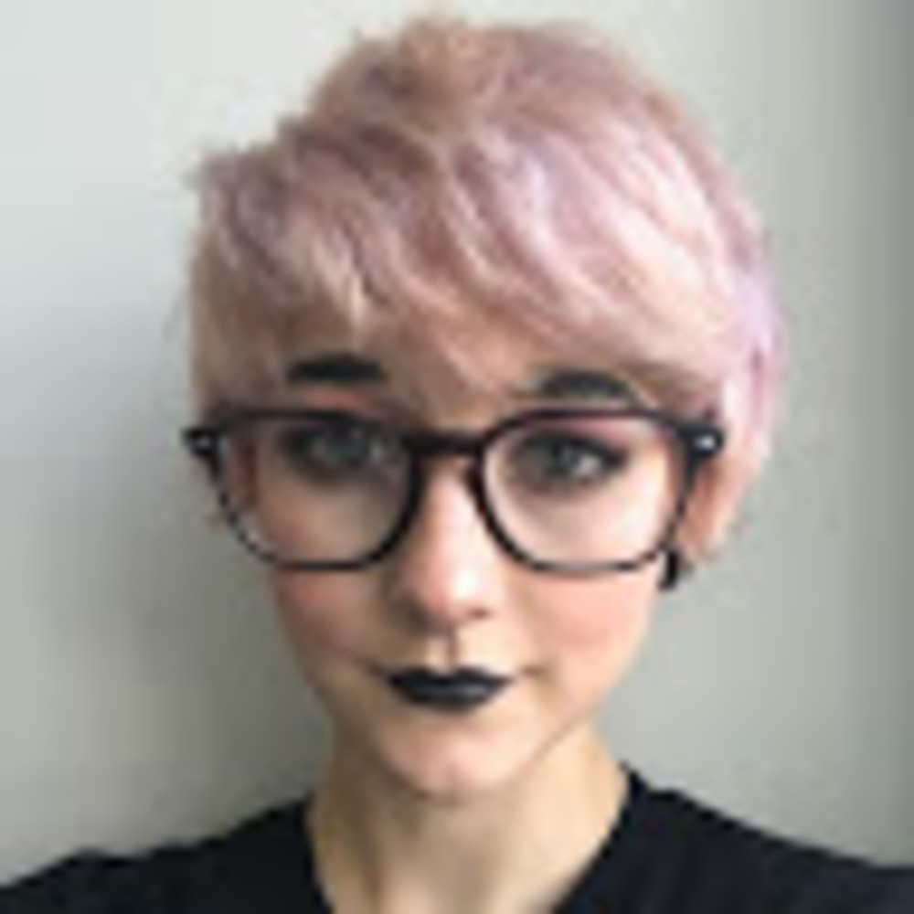 Meet your Posher, Abigail